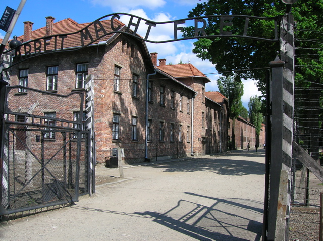 Auschwitz brama 2 Auschwitz
