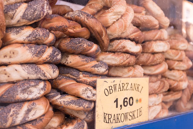 food-gd81a29d4c_640 Obwarzanki Krakowskie