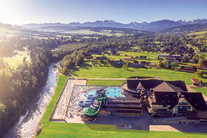 a view of a mountain